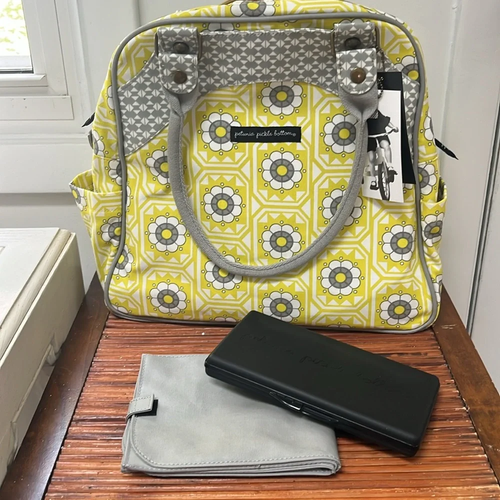 Petunia Pickle Bottom Succulent Garden Sashay Satchel Diaper Bag,NWT